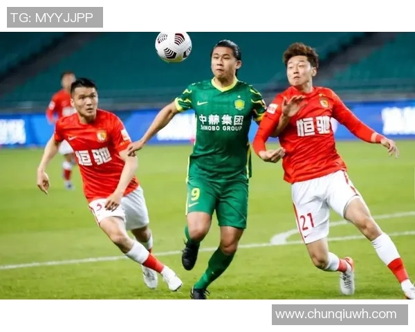 重庆排球队以71分领跑冠军赛积分榜争夺战愈发激烈